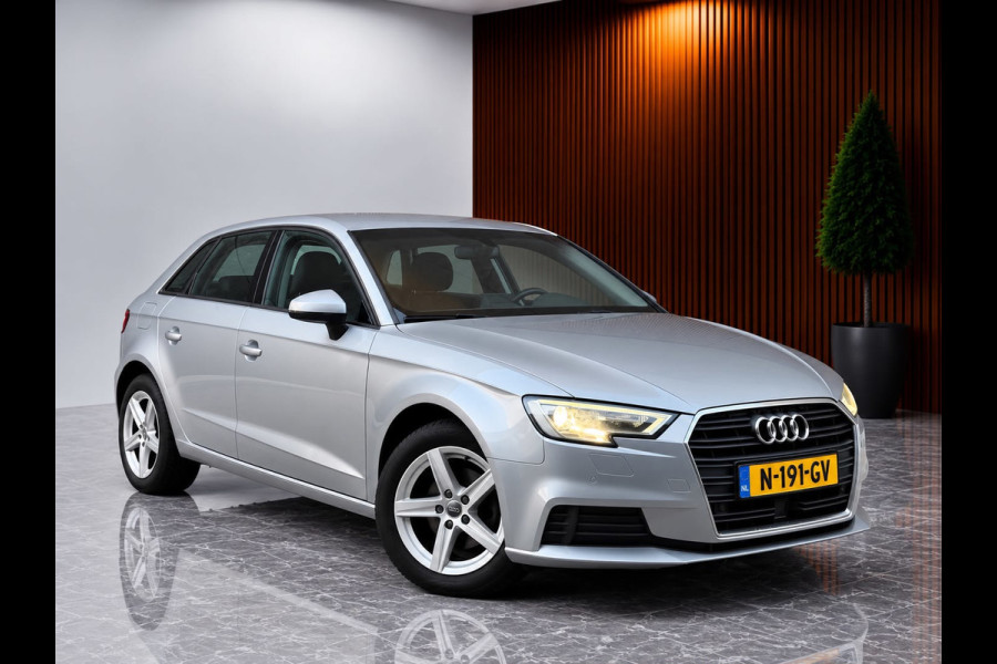 Audi A3 Sportback 1.0 TFSI Pro Line (CAMERA, PARKEERSENSOREN, DODE HOEK DETECTIE, GOED ONDERHOUDEN, NAVIGATIE, CLIMATE, ETC.)
