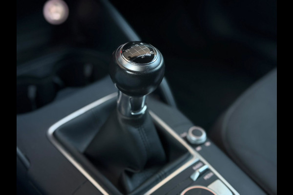 Audi A3 Sportback 1.0 TFSI Pro Line (CAMERA, PARKEERSENSOREN, DODE HOEK DETECTIE, GOED ONDERHOUDEN, NAVIGATIE, CLIMATE, ETC.)