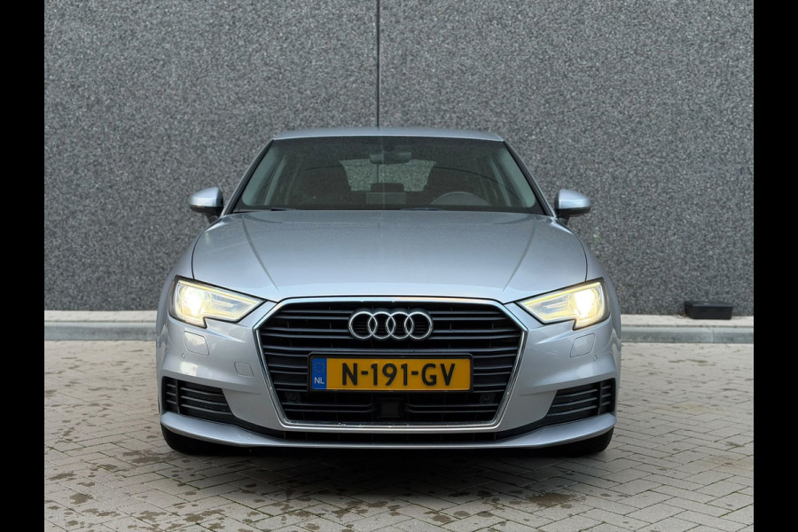 Audi A3 Sportback 1.0 TFSI Pro Line (CAMERA, PARKEERSENSOREN, DODE HOEK DETECTIE, GOED ONDERHOUDEN, NAVIGATIE, CLIMATE, ETC.)