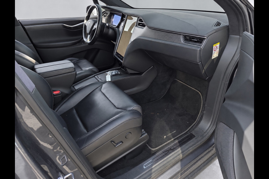 Tesla Model X 75D Base 6p.