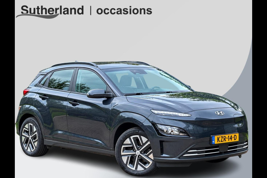 Hyundai Kona EV Fashion 64 kWh | 204 PK | SOH 95% | Adaptive cruise control | Achteruitrijcamera | Keyless entry | LED verlichting | DAB ontvanger | Bluetooth telefoonverbinding | Navigatie | Lichtmetalen velgen