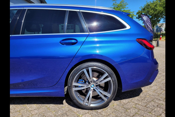 BMW 3 Serie Touring 330e M-sport ACC/HUD/Laser/Trekhaak/HiFi (BTW) - Goede SOH 89%