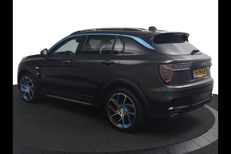 Lynk & Co 01 1.5*PLUG-IN*NAVI*PANO*CAM*ACC*CARPLAY*ECC*LED*