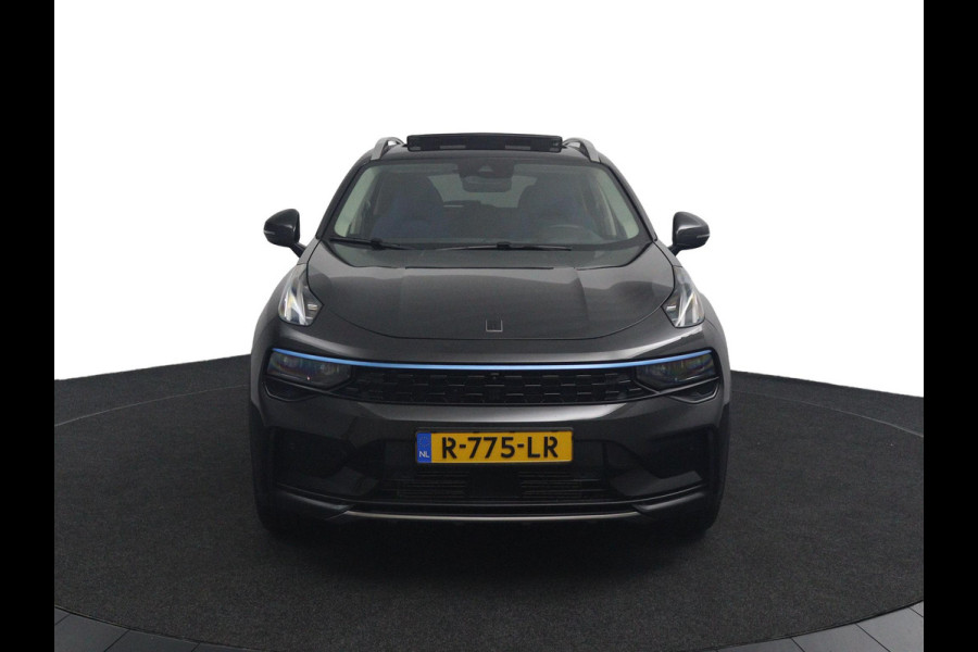 Lynk & Co 01 1.5*PLUG-IN*NAVI*PANO*CAM*ACC*CARPLAY*ECC*LED*