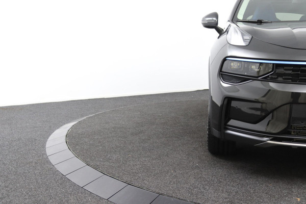 Lynk & Co 01 1.5*PLUG-IN*NAVI*PANO*CAM*ACC*CARPLAY*ECC*LED*