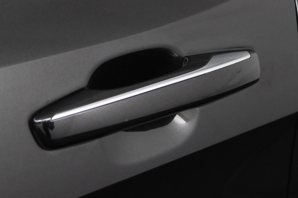 Lynk & Co 01 1.5*PLUG-IN*NAVI*PANO*CAM*ACC*CARPLAY*ECC*LED*