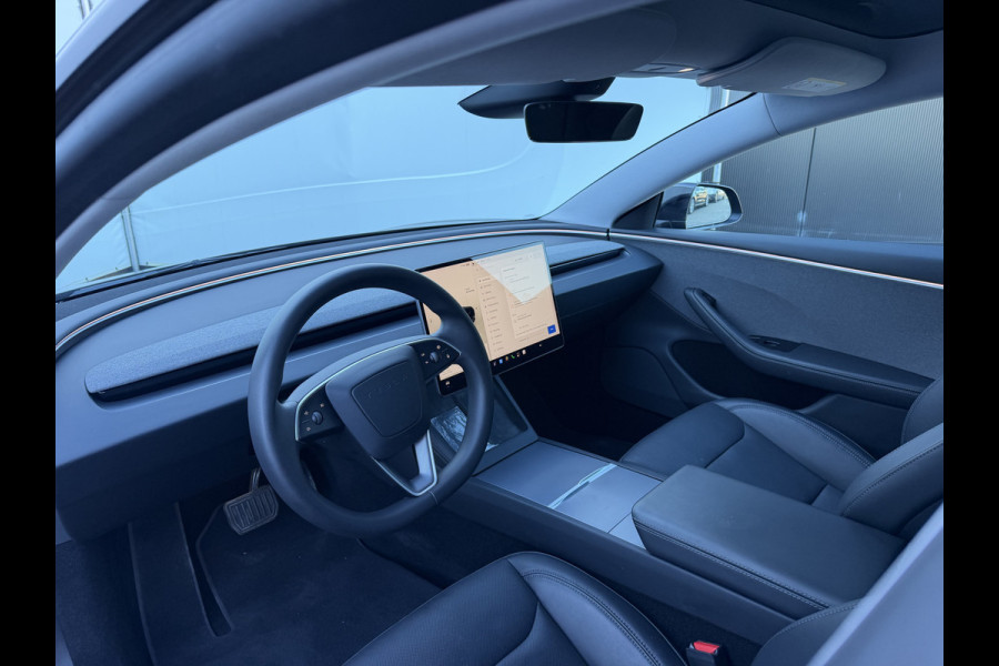 Tesla Model 3 RWD 60 kWh Pano Leer Stoelverw + Ventilatie Adap.Cruise Self-Drive Mogelijkheid Orig.NL!