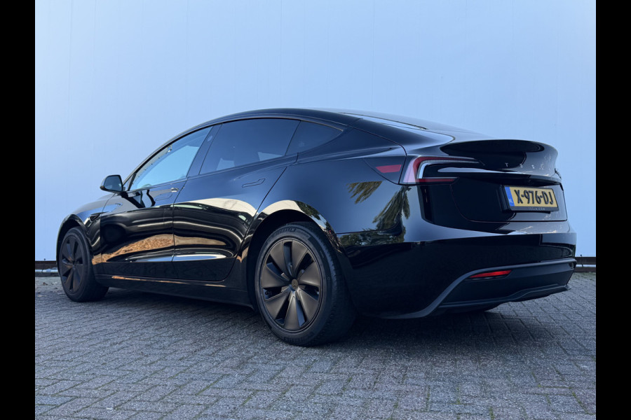 Tesla Model 3 RWD 60 kWh Pano Leer Stoelverw + Ventilatie Adap.Cruise Self-Drive Mogelijkheid Orig.NL!