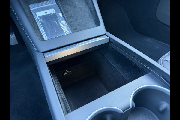 Tesla Model 3 RWD 60 kWh Pano Leer Stoelverw + Ventilatie Adap.Cruise Self-Drive Mogelijkheid Orig.NL!