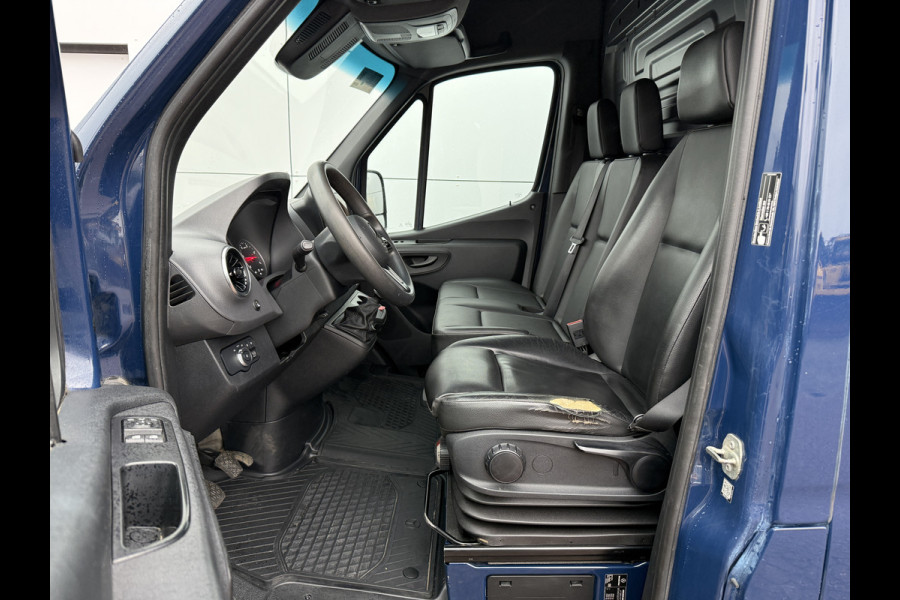 Mercedes-Benz Sprinter 317 1.9 CDI Widescreen 10.25inch Mercedes ME LED Climate Control Cruise Control Camera Carplay Navigatie Lederen stoelen Lucht g