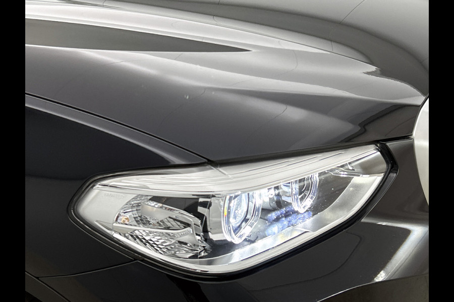 BMW iX3 Executive 80 kWh SOH 99,6% / Panoramadak / Leder / Stoelverwarming / Pdc.+Camera / Navigatie / Apk 10-2027