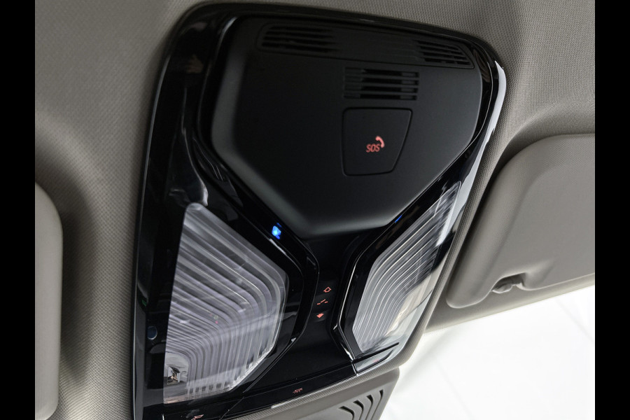 BMW iX3 Executive 80 kWh SOH 99,6% / Panoramadak / Leder / Stoelverwarming / Pdc.+Camera / Navigatie / Apk 10-2027