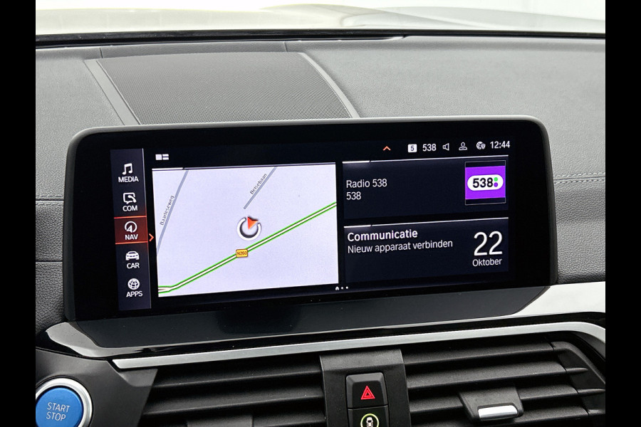 BMW iX3 Executive 80 kWh SOH 99,6% / Panoramadak / Leder / Stoelverwarming / Pdc.+Camera / Navigatie / Apk 10-2027