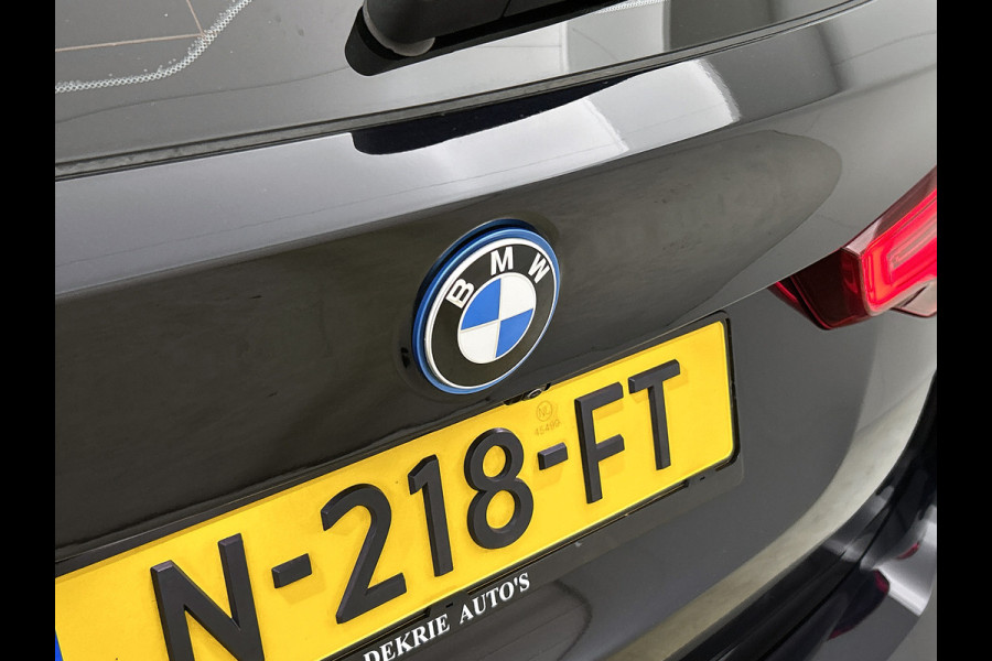 BMW iX3 Executive 80 kWh SOH 99,6% / Panoramadak / Leder / Stoelverwarming / Pdc.+Camera / Navigatie / Apk 10-2027