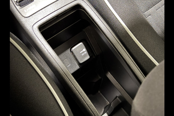 Fiat 500 3+1 42 kWh | Apple CarPlay - Android Auto | Stoelen verwarmd | Dodehoek detectie
