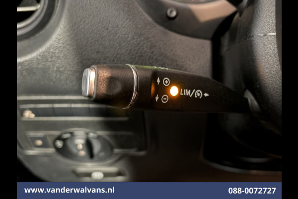Mercedes-Benz Vito 114 CDI 136pk L2H1 Euro6 Airco | Camera | LED | Trekhaak | Cruisecontrol | Stoelverwarming Parkeersensoren, Bijrijdersbank