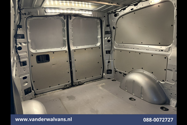 Mercedes-Benz Vito 114 CDI 136pk L2H1 Euro6 Airco | Camera | LED | Trekhaak | Cruisecontrol | Stoelverwarming Parkeersensoren, Bijrijdersbank