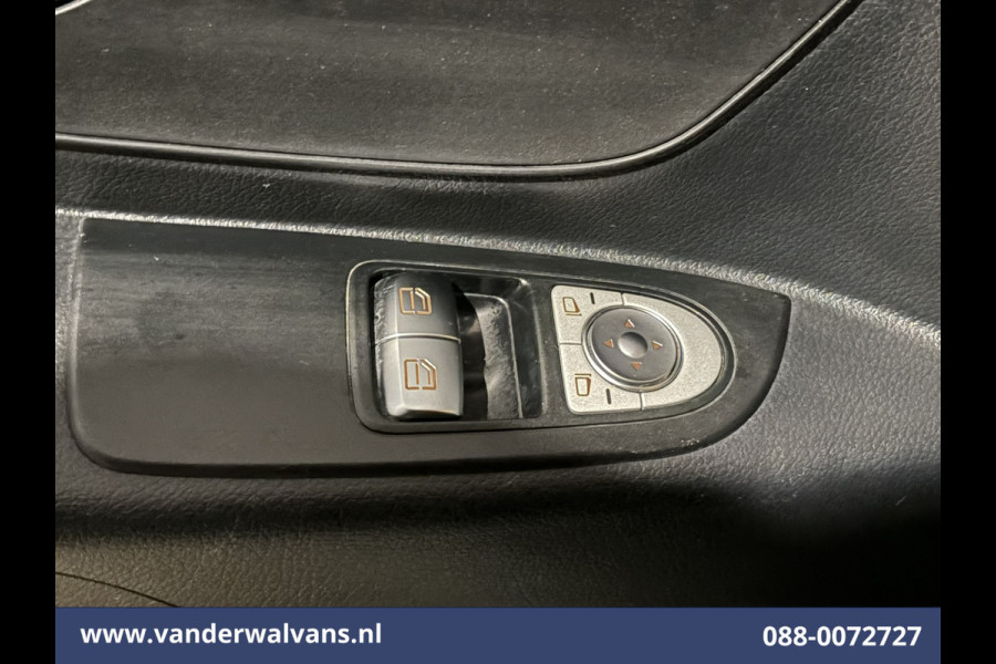 Mercedes-Benz Vito 114 CDI 136pk L2H1 Euro6 Airco | Camera | LED | Trekhaak | Cruisecontrol | Stoelverwarming Parkeersensoren, Bijrijdersbank