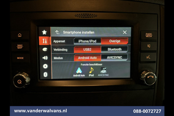 Mercedes-Benz Vito 114 CDI 136pk L2H1 Euro6 Airco | Camera | LED | Trekhaak | Cruisecontrol | Stoelverwarming Parkeersensoren, Bijrijdersbank