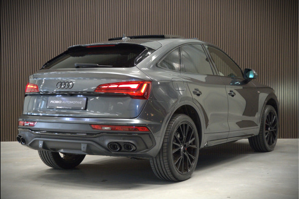 Audi Q5 Sportback 55 TFSI e S edition S-Line | Panoramadak | Stoelverwarming | RS Stoelen | Apple Carplay | Camera | Keyless | Navigatie | Trekhaak | Cruise Control | Memory Seat | Ambiance Verlichting | Matrix LED | SOH 99%