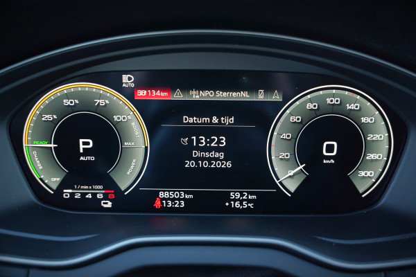 Audi Q5 Sportback 55 TFSI e S edition S-Line | Panoramadak | Stoelverwarming | RS Stoelen | Apple Carplay | Camera | Keyless | Navigatie | Trekhaak | Cruise Control | Memory Seat | Ambiance Verlichting | Matrix LED | SOH 99%
