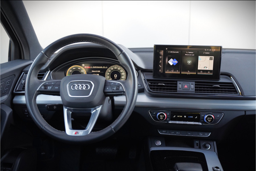 Audi Q5 Sportback 55 TFSI e S edition S-Line | Panoramadak | Stoelverwarming | RS Stoelen | Apple Carplay | Camera | Keyless | Navigatie | Trekhaak | Cruise Control | Memory Seat | Ambiance Verlichting | Matrix LED | SOH 99%