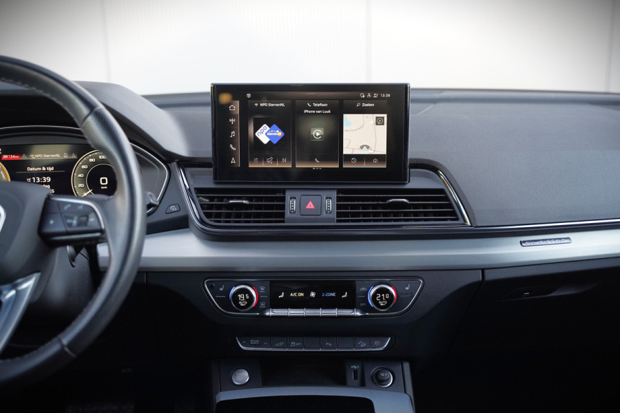 Audi Q5 Sportback 55 TFSI e S edition S-Line | Panoramadak | Stoelverwarming | RS Stoelen | Apple Carplay | Camera | Keyless | Navigatie | Trekhaak | Cruise Control | Memory Seat | Ambiance Verlichting | Matrix LED | SOH 99%