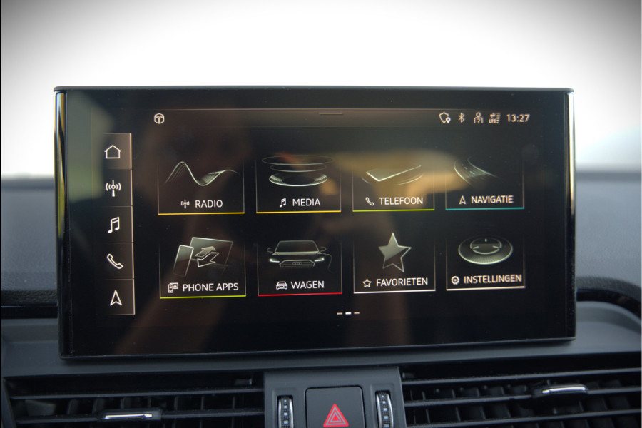 Audi Q5 Sportback 55 TFSI e S edition S-Line | Panoramadak | Stoelverwarming | RS Stoelen | Apple Carplay | Camera | Keyless | Navigatie | Trekhaak | Cruise Control | Memory Seat | Ambiance Verlichting | Matrix LED | SOH 99%