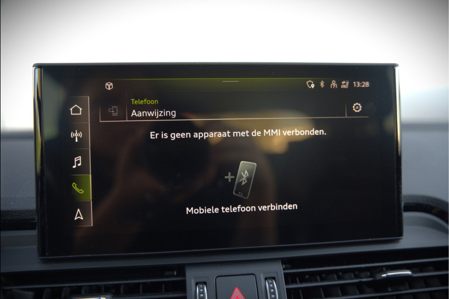 Audi Q5 Sportback 55 TFSI e S edition S-Line | Panoramadak | Stoelverwarming | RS Stoelen | Apple Carplay | Camera | Keyless | Navigatie | Trekhaak | Cruise Control | Memory Seat | Ambiance Verlichting | Matrix LED | SOH 99%