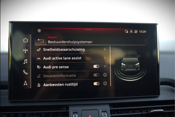 Audi Q5 Sportback 55 TFSI e S edition S-Line | Panoramadak | Stoelverwarming | RS Stoelen | Apple Carplay | Camera | Keyless | Navigatie | Trekhaak | Cruise Control | Memory Seat | Ambiance Verlichting | Matrix LED | SOH 99%