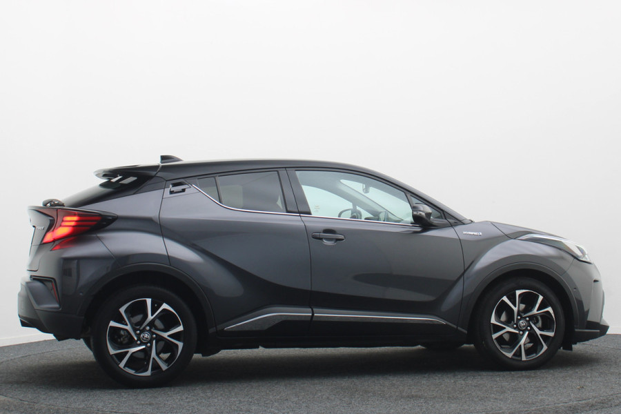 Toyota C-HR 1.8 Hybrid Style Two-Tone, Leer, Apple Carplay, Camera, JBL Sound, ACC, Keyless, 18"