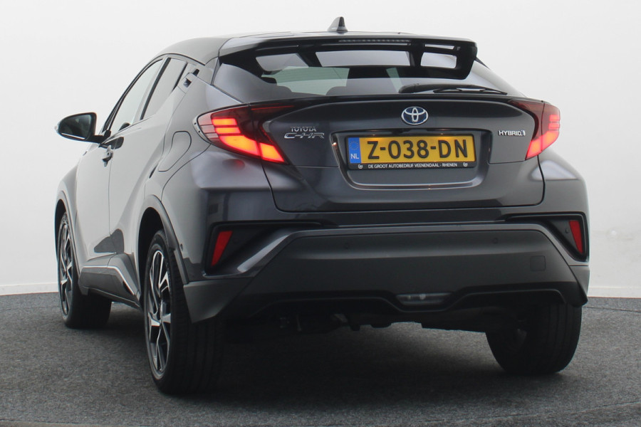 Toyota C-HR 1.8 Hybrid Style Two-Tone, Leer, Apple Carplay, Camera, JBL Sound, ACC, Keyless, 18"