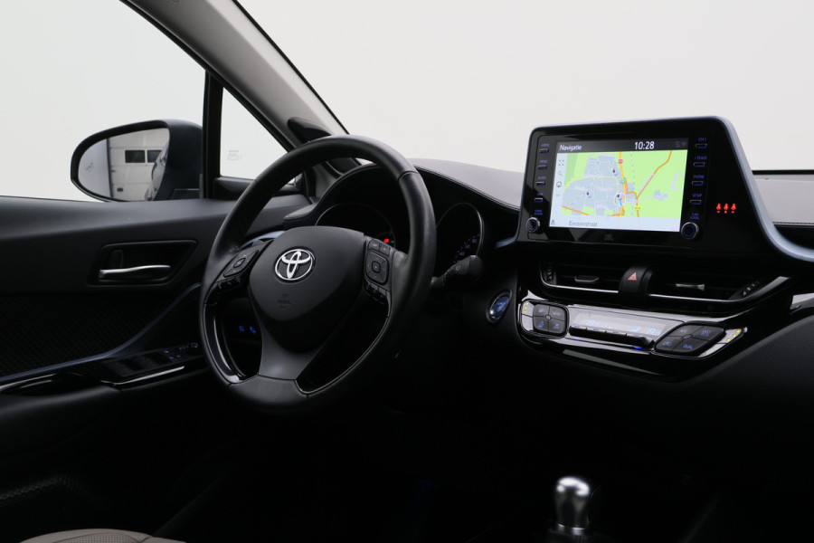 Toyota C-HR 1.8 Hybrid Style Two-Tone, Leer, Apple Carplay, Camera, JBL Sound, ACC, Keyless, 18"
