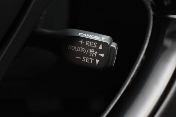 Toyota C-HR 1.8 Hybrid Style Two-Tone, Leer, Apple Carplay, Camera, JBL Sound, ACC, Keyless, 18"