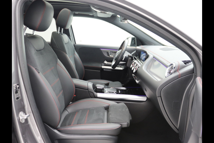 Mercedes-Benz EQA 250 AMG 67 kWh Pano, Memory, Distronic, Trekhaak