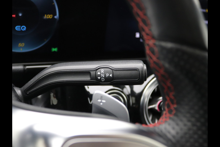 Mercedes-Benz EQA 250 AMG 67 kWh Pano, Memory, Distronic, Trekhaak