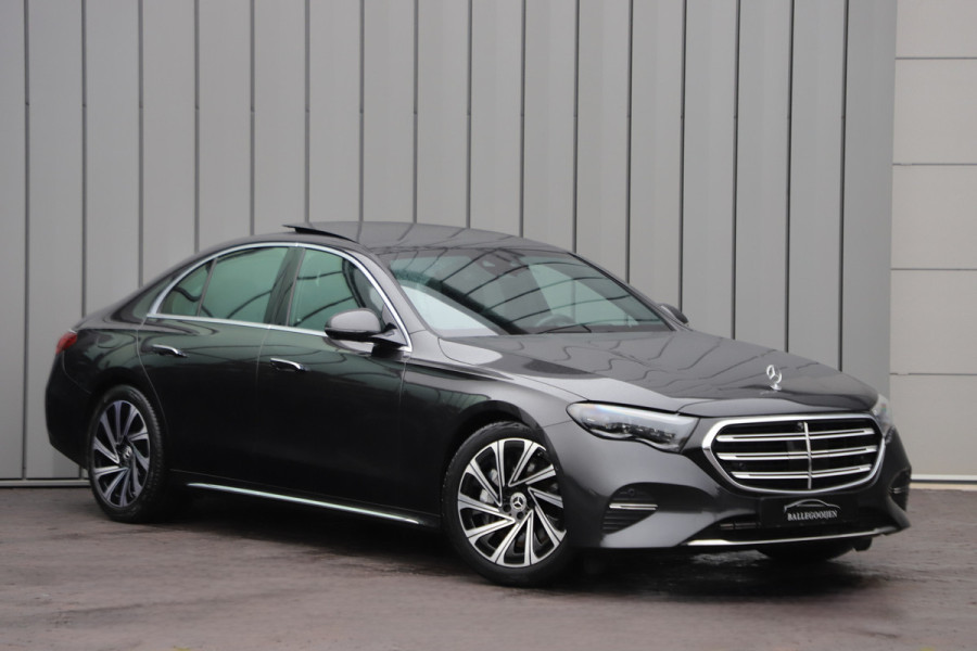 Mercedes-Benz E-Klasse 300e Exclusive Line | 313PK | Hyperscreen | Massage | Achterasbesturing | Luchtvering | Head-up | Burmester 4D | Digital-light.