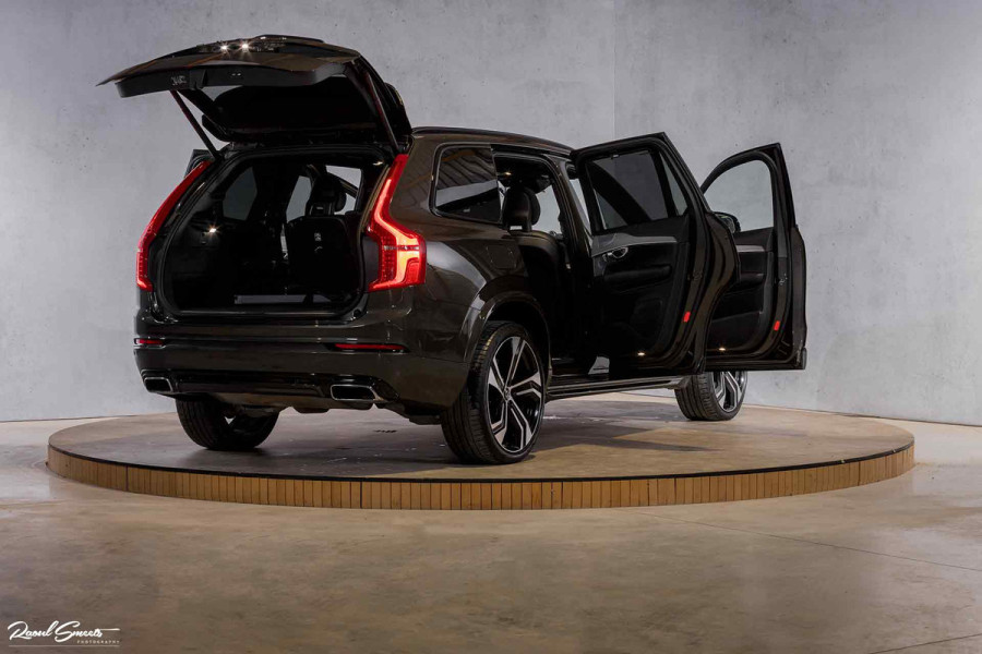 Volvo XC90 2.0 T8 Recharge AWD R-Design | Luchtvering | Bowers&Wilkins | Stoelmassage | verkoeling | Panoramadak | Zwenkbare trekhaak | Blis |