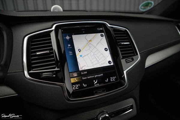 Volvo XC90 2.0 T8 Recharge AWD R-Design | Luchtvering | Bowers&Wilkins | Stoelmassage | verkoeling | Panoramadak | Zwenkbare trekhaak | Blis |