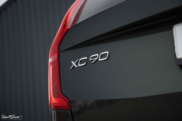 Volvo XC90 2.0 T8 Recharge AWD R-Design | Luchtvering | Bowers&Wilkins | Stoelmassage | verkoeling | Panoramadak | Zwenkbare trekhaak | Blis |