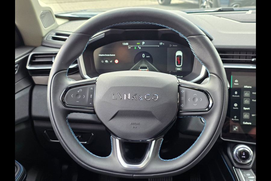 Lynk & Co 01 1.5 | PANO | 360 CAMERA | CARPLAY | FULL OPTION