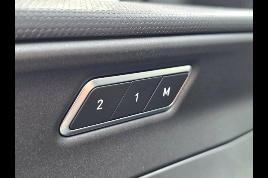 Lynk & Co 01 1.5 | PANO | 360 CAMERA | CARPLAY | FULL OPTION