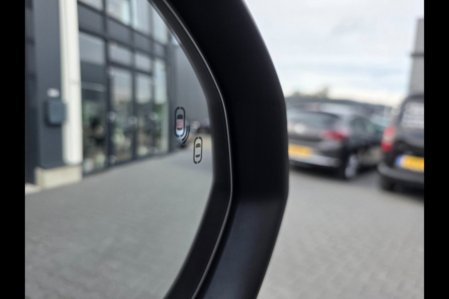 Lynk & Co 01 1.5 | PANO | 360 CAMERA | CARPLAY | FULL OPTION