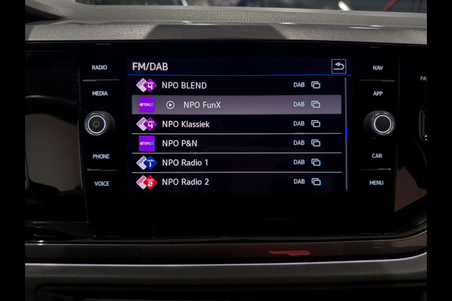 Volkswagen Taigo 1.5 TSI IQ-Light|Keyless|Camera|Carplay|Drivemodes|
