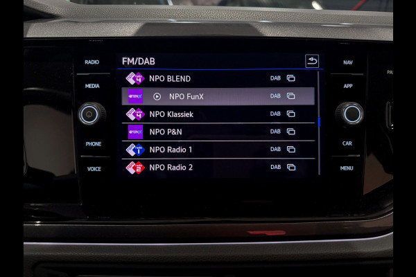 Volkswagen Taigo 1.5 TSI IQ-Light|Keyless|Camera|Carplay|Drivemodes|