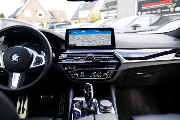 BMW 5 Serie 545e xDrive High Executive | Head Up Display | M-Kuipstoelen | Maxton-pakket | 360 Camera | harman/Kardon