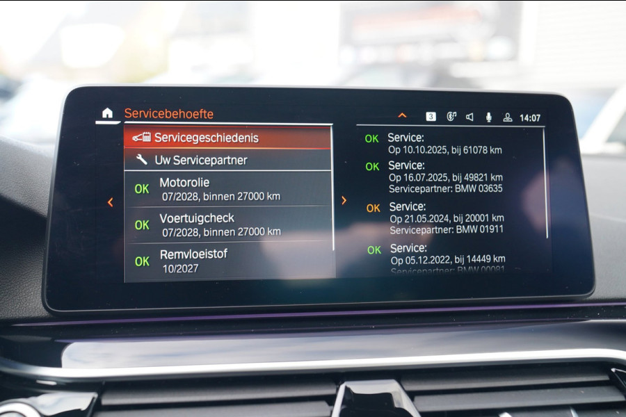 BMW 5 Serie 545e xDrive High Executive | Head Up Display | M-Kuipstoelen | Maxton-pakket | 360 Camera | harman/Kardon