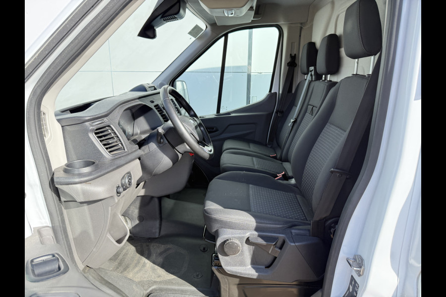 Ford Transit 2.0 TDCI 130PK L2H2 Airco Cruise Control Bluetooth Parkeersensoren v+a Voorruitverwarming