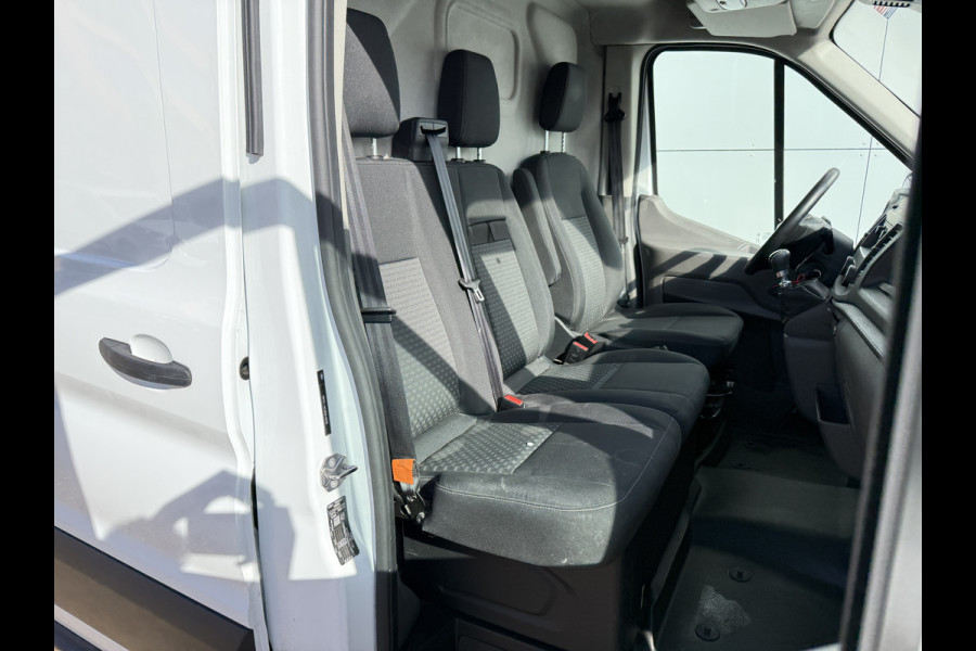 Ford Transit 2.0 TDCI 130PK L2H2 Airco Cruise Control Bluetooth Parkeersensoren v+a Voorruitverwarming