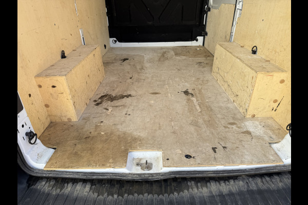 Ford Transit 2.0 TDCI 130PK L2H2 Airco Cruise Control Bluetooth Parkeersensoren v+a Voorruitverwarming